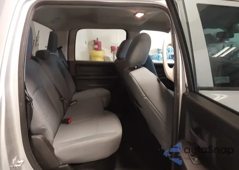 2013 Ram 1500 Express z USA, uszkodzony, nr VIN 1C6RR6KT6DS532782